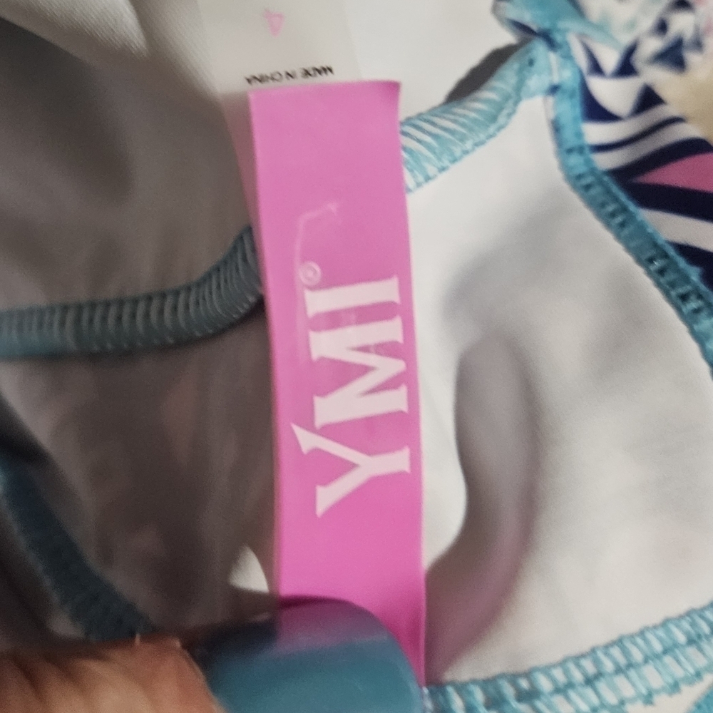 NWT YMI Size 4 2 piece Swimsuit - Picture 5 of 5